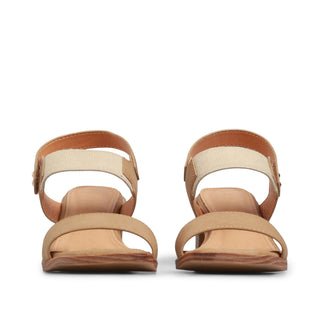 Sandalia de tacón CIA con acabado tipo madera