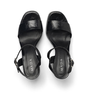 Sandalia de tacón CRISTINE con efecto acharolado