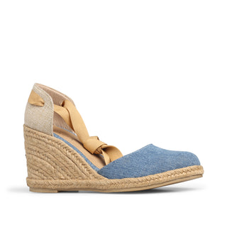 Alpargata de gamuza HELIA con listón y cuello redondo