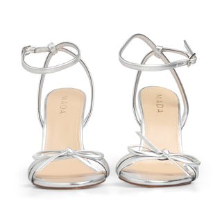 Zapatilla MAYRIN con tiras en forma de moño