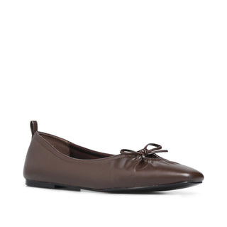 Balerina CARAMEL con apertura y moño decorativo