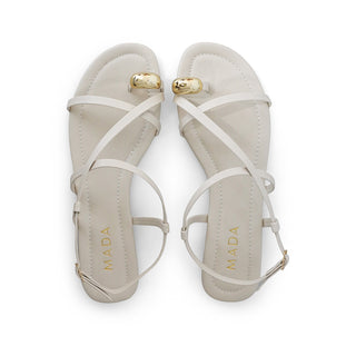 SANDALIA DE PISO COSTELA CON DETALLE DORADO