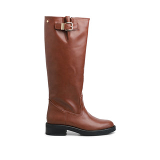 Botas tipo ecuestre FLAIR con detalle de hebilla