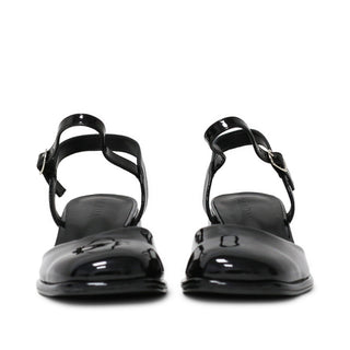 ZAPATILLA GLOSS TACÓN CUADRADO