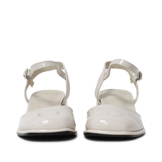ZAPATILLA GLOSS TACÓN CUADRADO