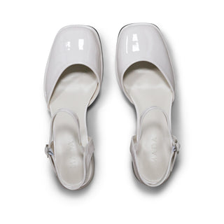 ZAPATILLA GLOSS TACÓN CUADRADO