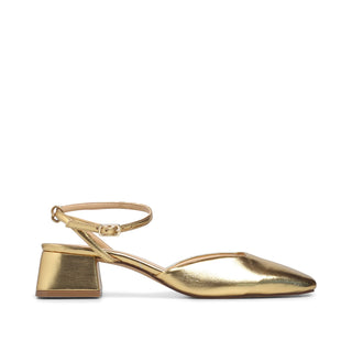 Zapato GOLDY con acabado de piel brillante