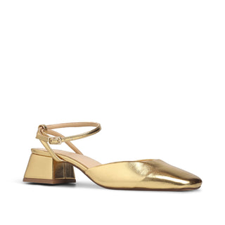 Zapato GOLDY con acabado de piel brillante