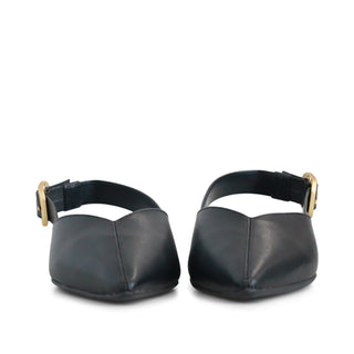 ZAPATO DESTALONADO MIRELLA CON AJUSTE DE HEBILLA DORADA