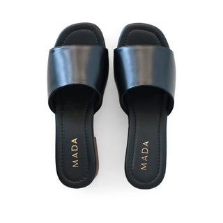 SANDALIA DE TACÓN GRUESO TORI CON ACABADO GAMUZA