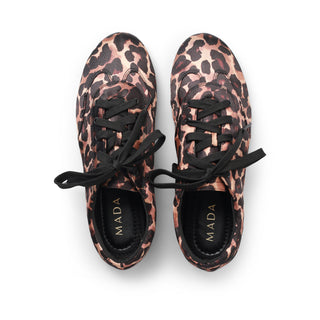 Tenis VITA tipo satinados con punta redonda