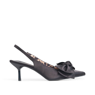 Tacón animal print WILD con detalle de moño en la punta